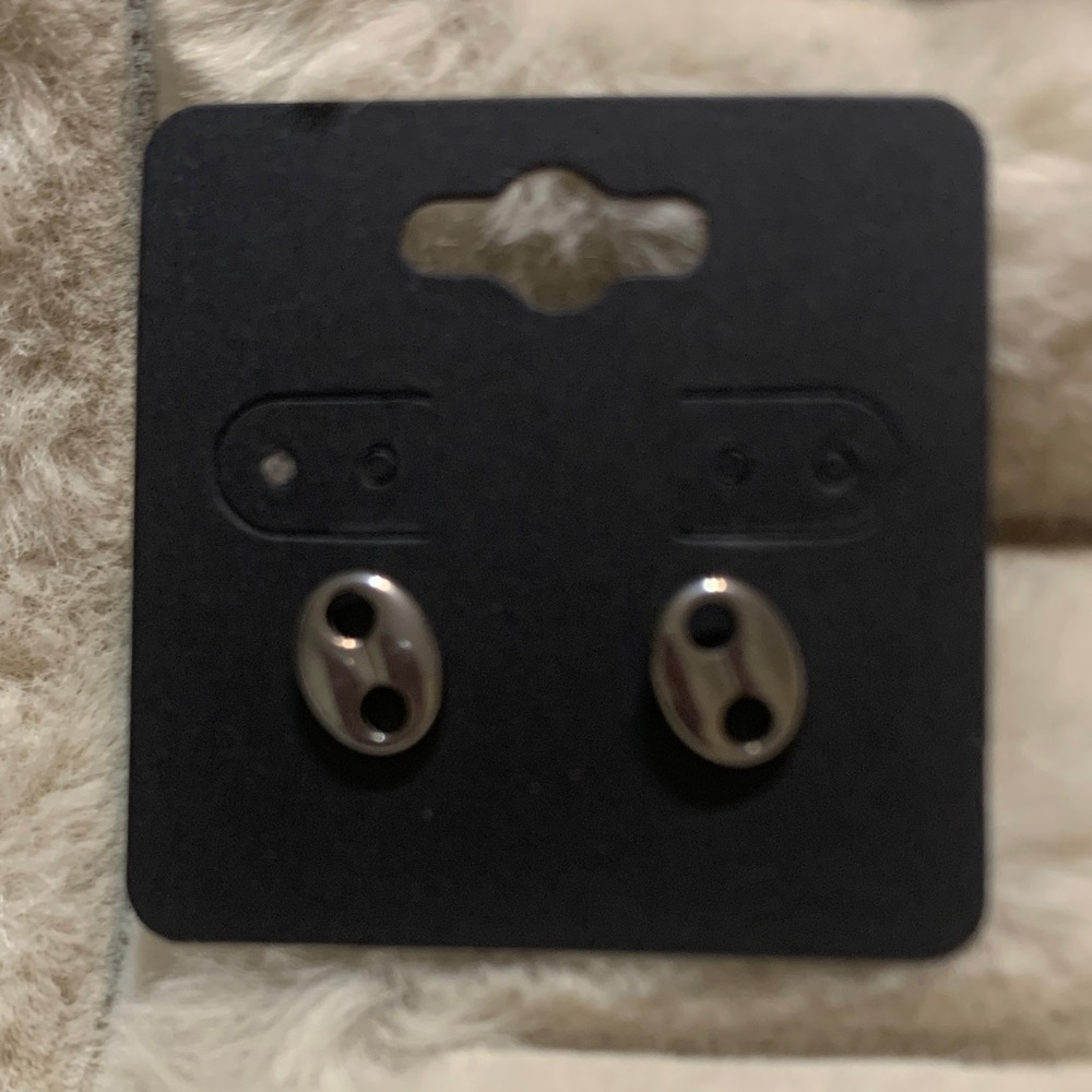 Stainless steel Silver mariner puff Stud Earrings-large